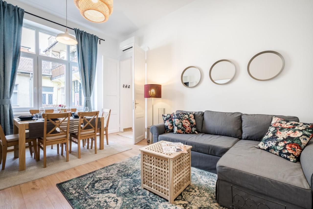 Apartament Bpr Blooming Design With A/c