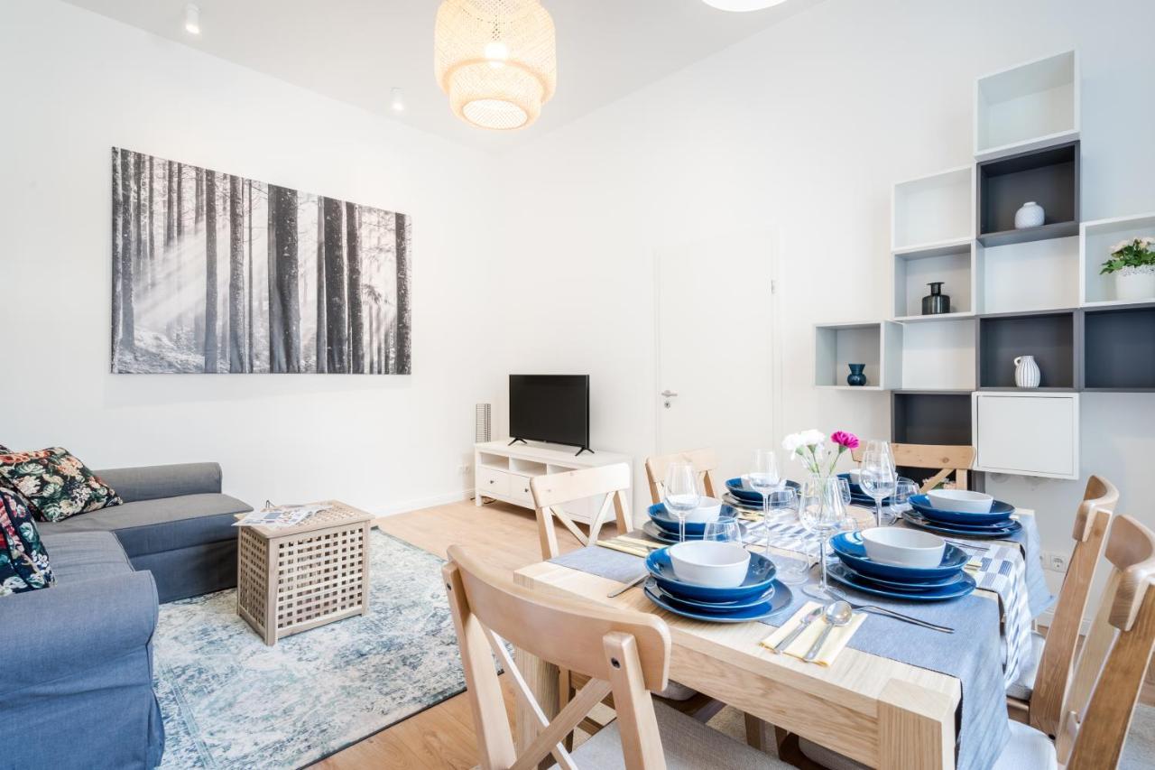 Bpr Blooming Design With A/c Apartament *